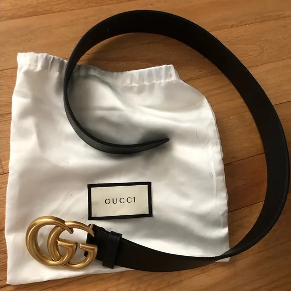 Authentic Black Gucci Belt with Gold Hardware. Minimal wear. Authentic Gucci Black Leather Belt 85-34 (414516 AP00T) READ  main image 2